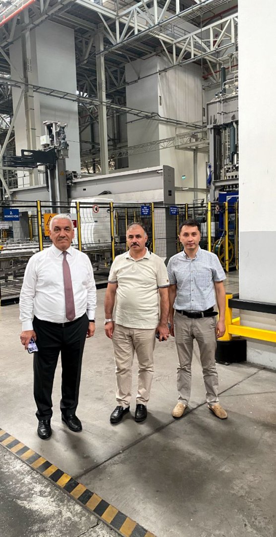Турецкой компании предложили запустить производство носочно-чулочной продукции в Кыргызстане