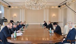 Prezident İlham Əliyev Rusiyanın xarici işlər naziri Sergey Lavrovu qəbul edib (YENİLƏNİB) (FOTO)