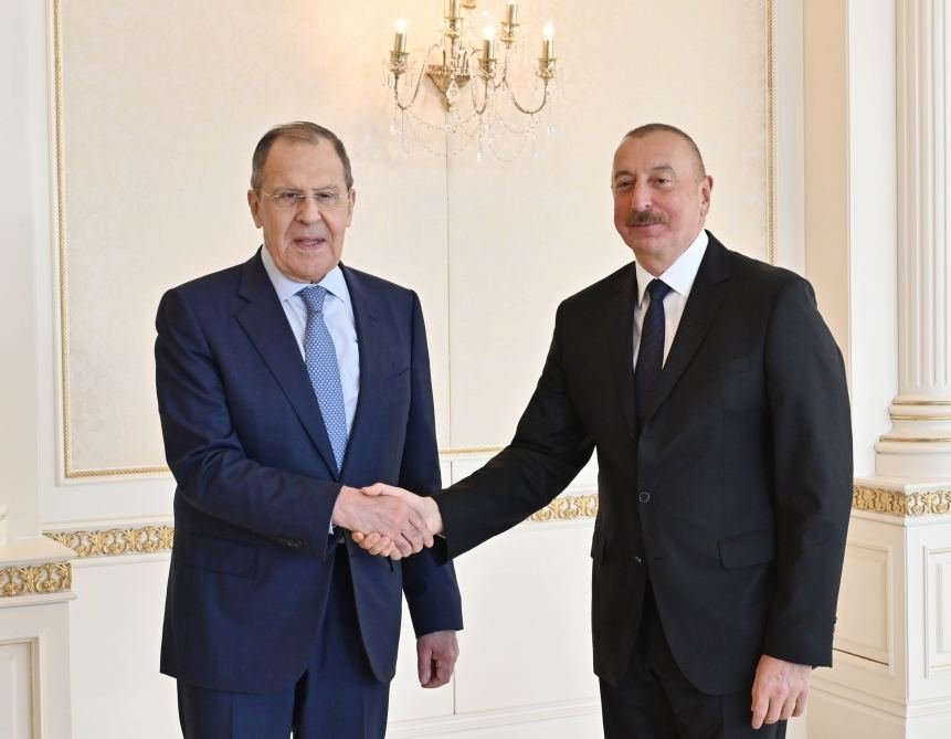 Президент Ильхам Алиев: Подписание в Москве Декларации о союзническом взаимодействии - это основополагающий документ для будущего развития отношений между Азербайджаном и Россией (Выступление главы государства)
