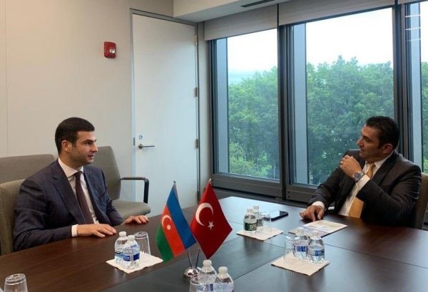 Обсуждены возможности сотрудничества азербайджанских и турецких бизнесменов, работающих в США