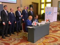 Azərbaycan və Gürcüstanın azad iqtisadi zonaları əməkdaşlıq memorandumu imzalayıb (FOTO)
