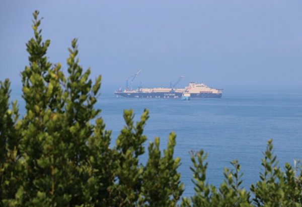 Karadeniz'deki doğal gazı taşıyacak boruların derin sulara serimi başladı: Dışa bağımlılığın kilidini kıracak