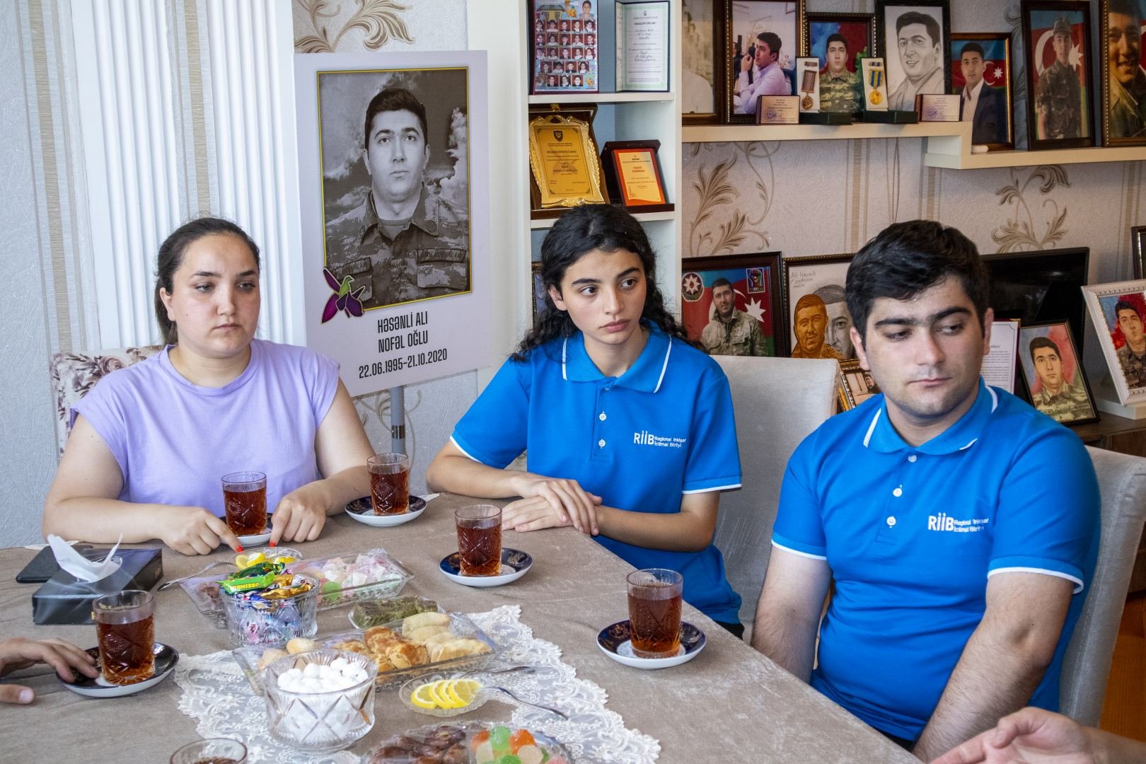 По инициативе Президента Фонда Гейдара Алиева Мехрибан Алиевой семьям шехидов переданы праздничные гостинцы (ФОТО)