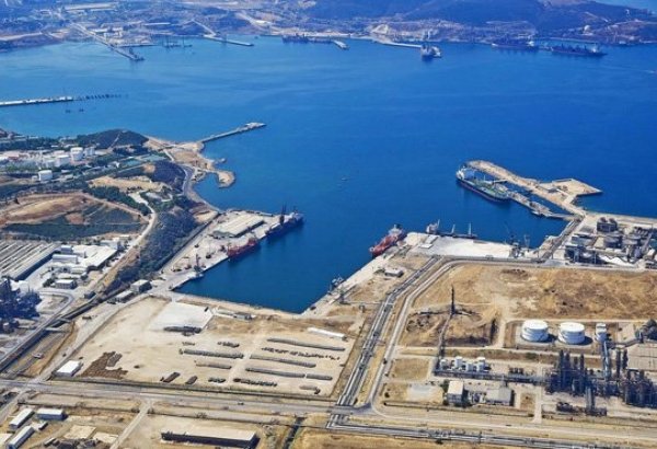 Yanvar-may aylarında İzmir şəhərindəki Aliağa limanı 28 milyon tondan çox yük qəbul edib