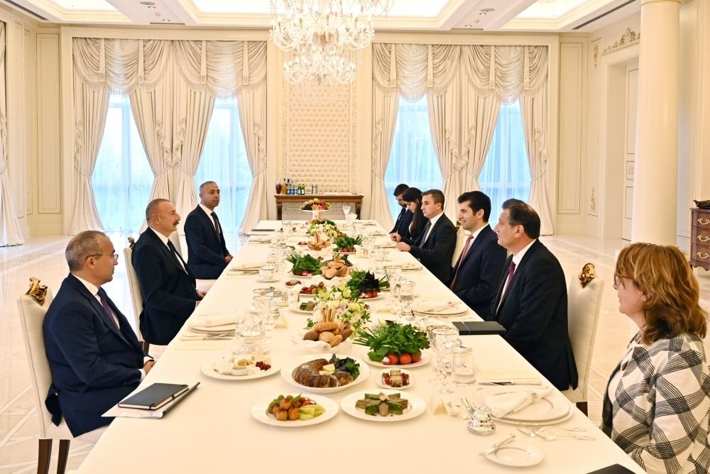 Состоялся рабочий ужин Президента Ильхама Алиева и премьер-министра Болгарии Кирила Петкова