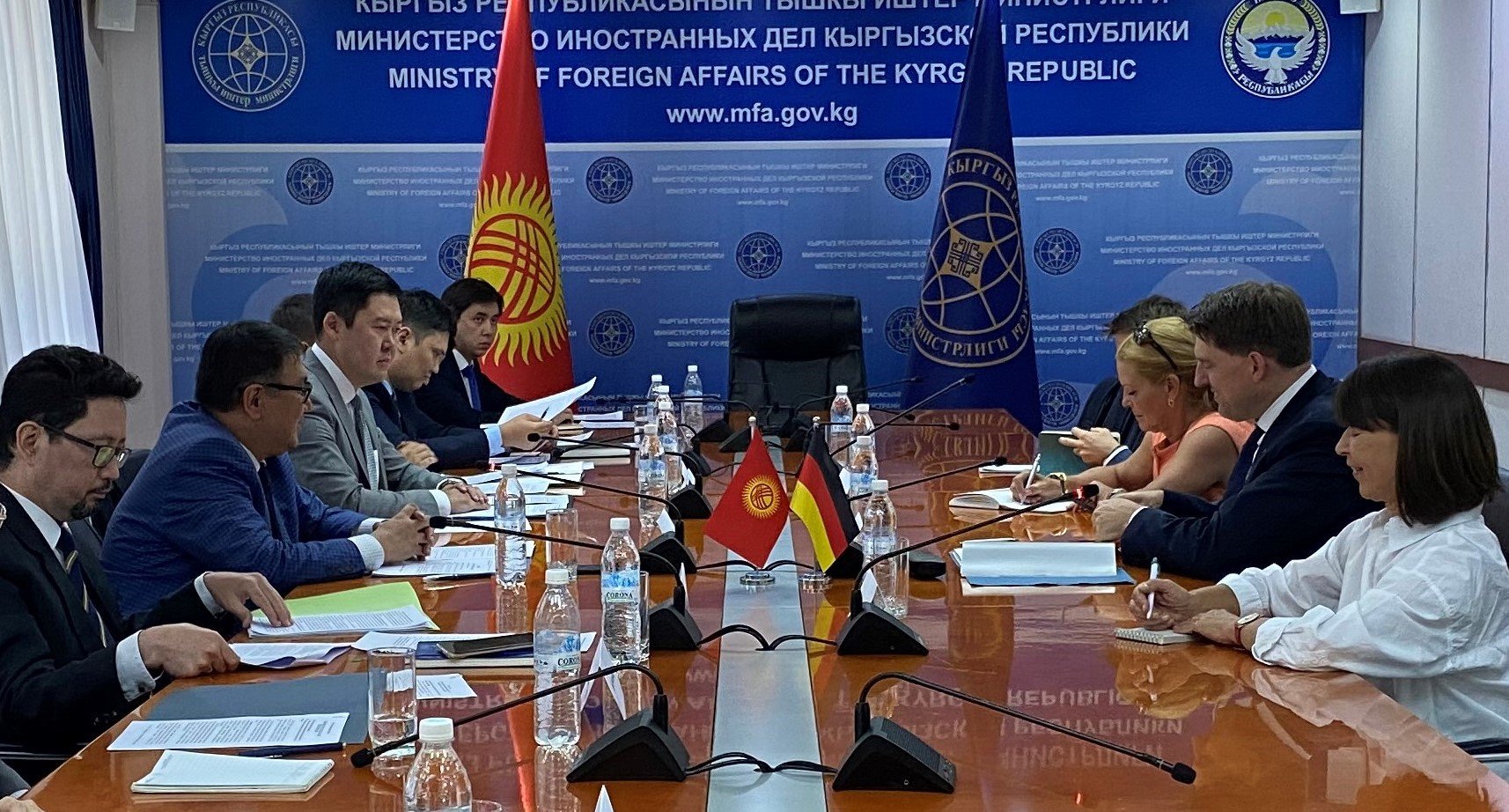 Состоялись очередные политические консультации между МИД Кыргызстана и ФРГ
