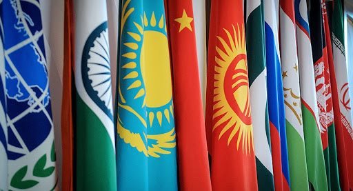 Какое значение имеет членство в ШОС для Кыргызстана