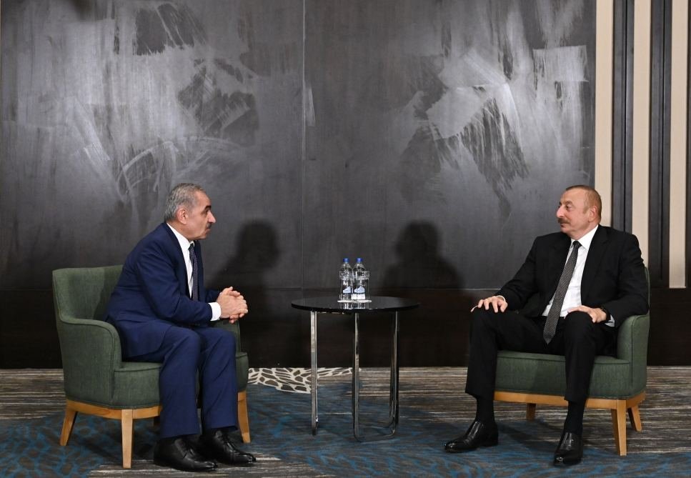 President Ilham Aliyev meets up with Prime Minister of Palestine Mohammad Shtayyeh (PHOTO)