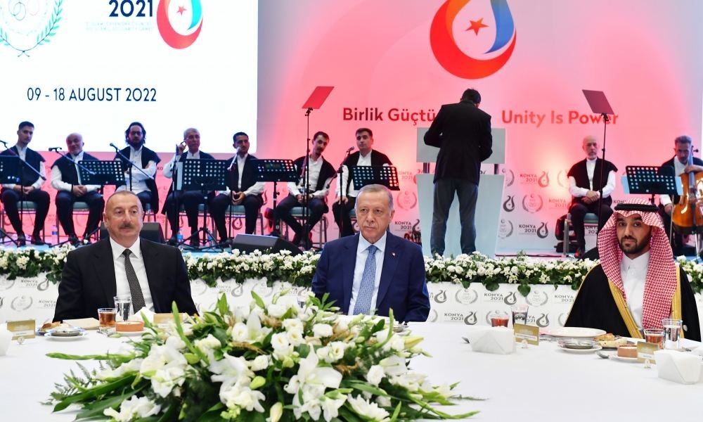 President Ilham Aliyev attends dinner in honor of heads of state, government and delegations in Konya (PHOTO/VIDEO)
