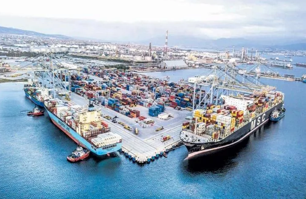 İl ərzində İtaliyadan Türkiyə limanlarına 19 milyon tondan çox yük daşınıb (ÖZƏL)