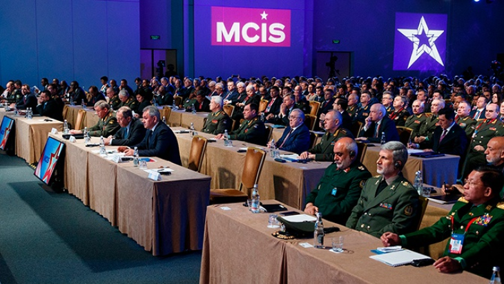Коргоо министри Москвада эл аралык коопсуздук боюнча конференцияга катышууда