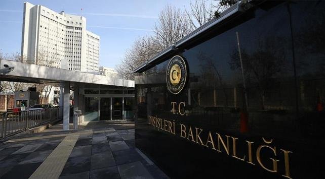 Анкара осудила высказывания вице-спикера Бундестага в адрес президента Турции
