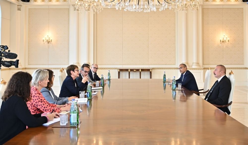 President Ilham Aliyev receives delegation led by EBRD's President