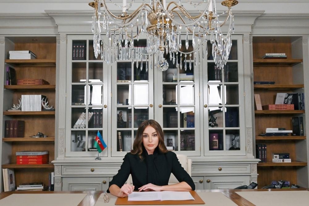 First Vice-President Mehriban Aliyeva expresses condolences to Azerbaijani people, wishes wounded speedy recovery, strength and patience to their families (PHOTO)