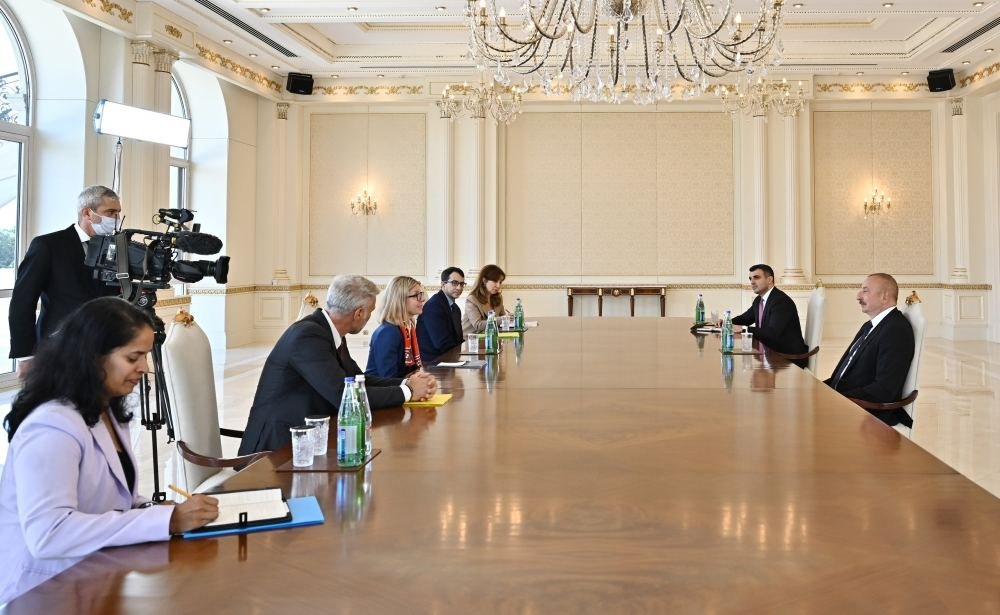 President Ilham Aliyev receives World Bank's regional vice president for Europe and Central Asia (VIDEO)