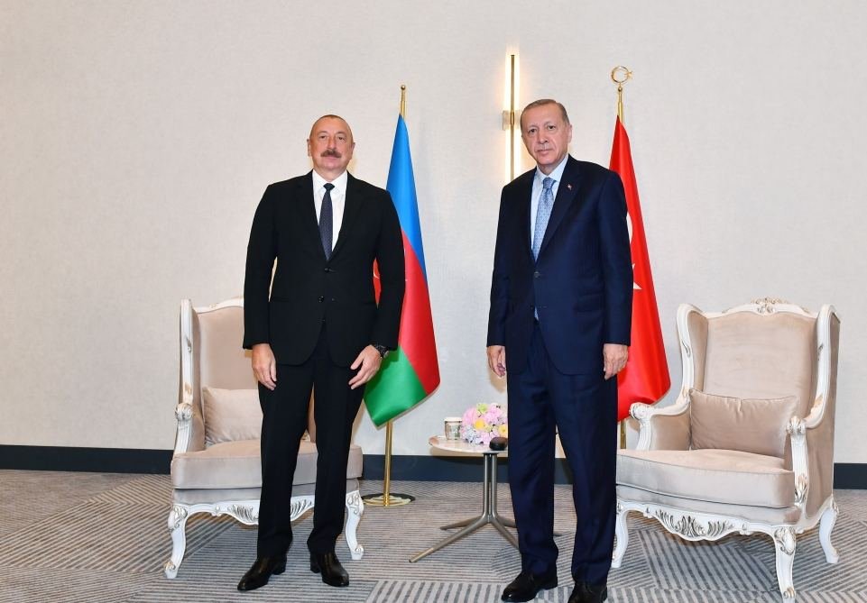 President Ilham Aliyev meets with President of Turkiye Recep Tayyip Erdogan in Samarkand (PHOTO)