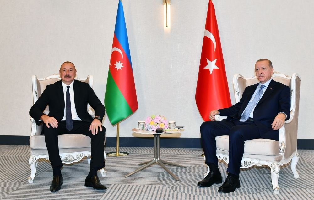 President Ilham Aliyev meets with President of Turkiye Recep Tayyip Erdogan in Samarkand (PHOTO)