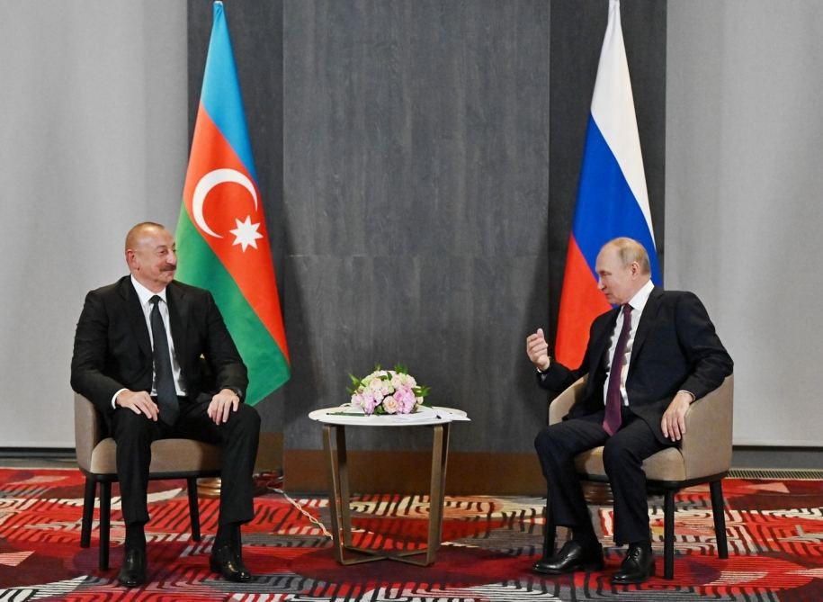 Azerbaijani President Ilham Aliyev meets Russian President Vladimir Putin in Samarkand (PHOTO/VIDEO)