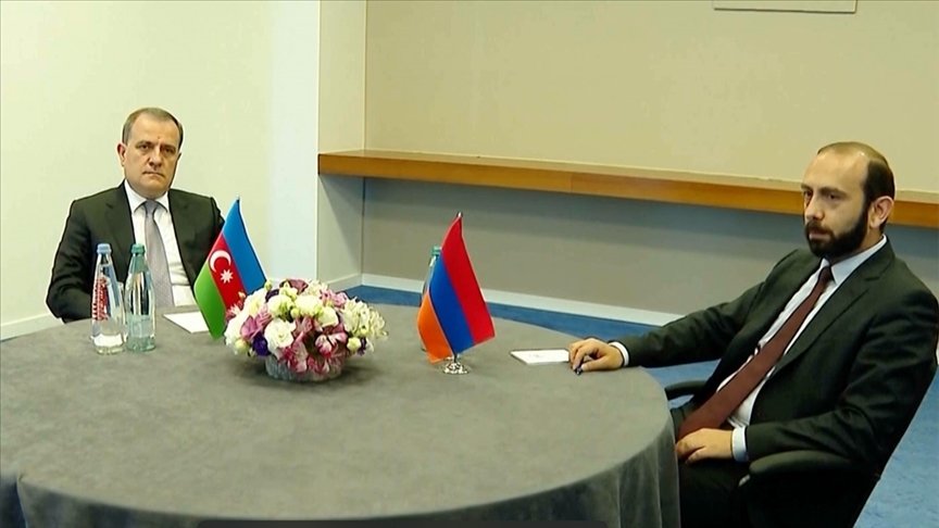 Azerbaycan-Ermenistan arasında ilk temas: Blinken, iki ülkenin dışişleri bakanıyla toplantı yaptı