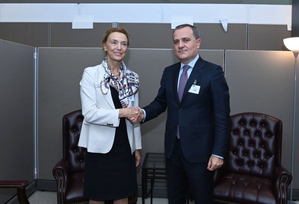 Ceyhun Bayramov Avropa Şurasının Baş katibi Mariya Peyçinoviç Buriç ilə görüşüb (FOTO)