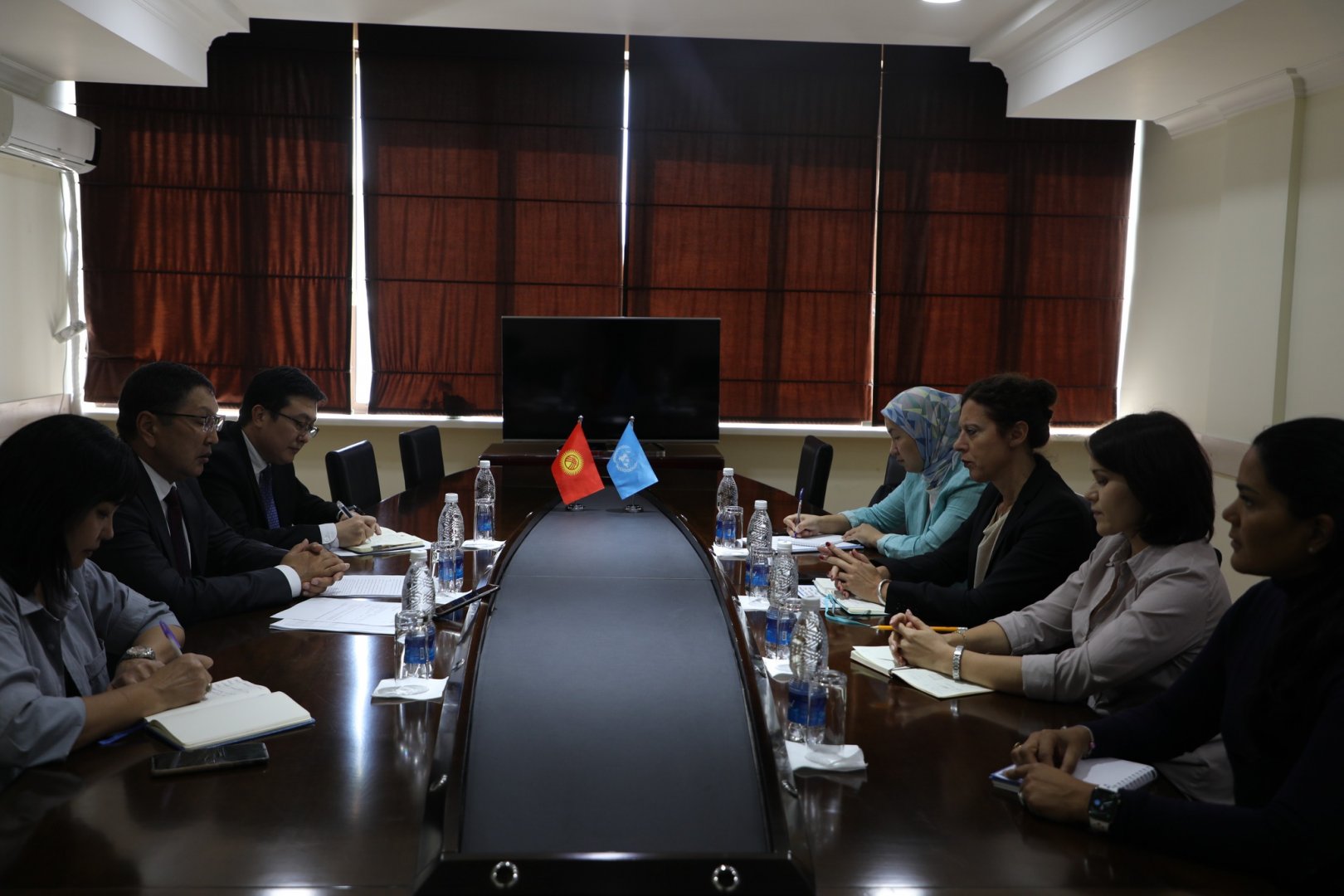 Глава МЧС встретился с постоянным координатором системы ООН в Кыргызстане