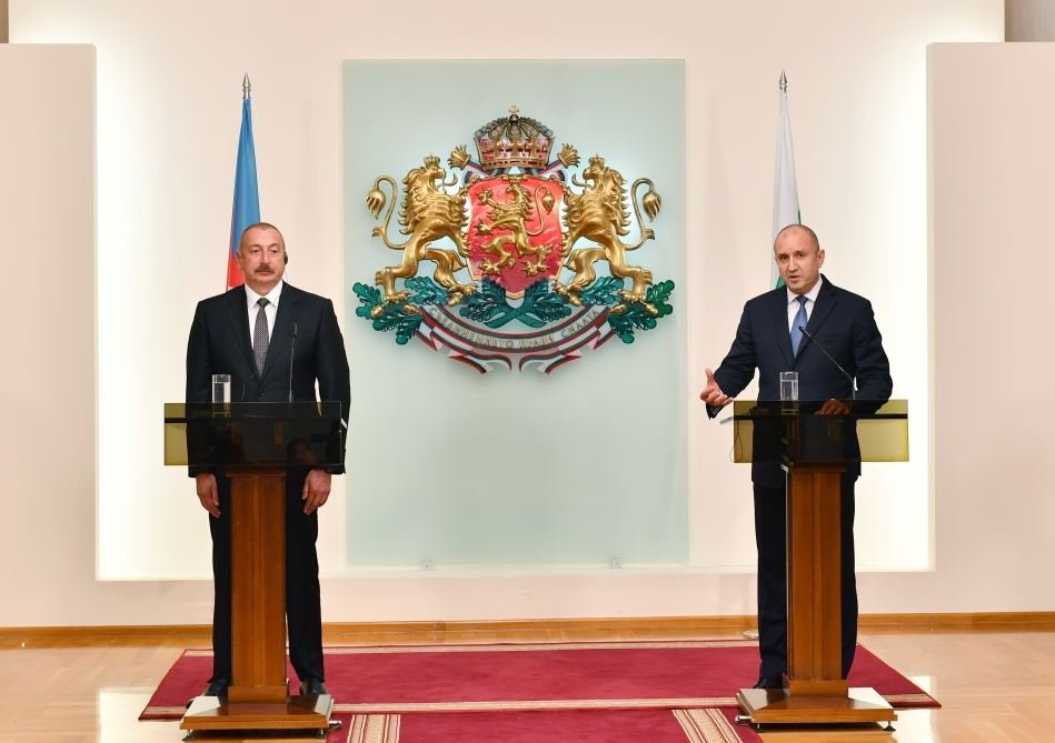 Azerbaijani, Bulgarian presidents make press statements (PHOTO)
