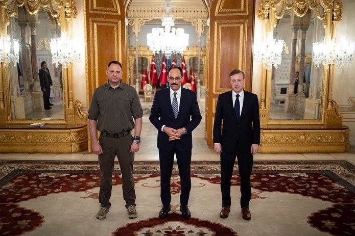 Глава офиса президента Украины встретился с Калыном и Салливаном