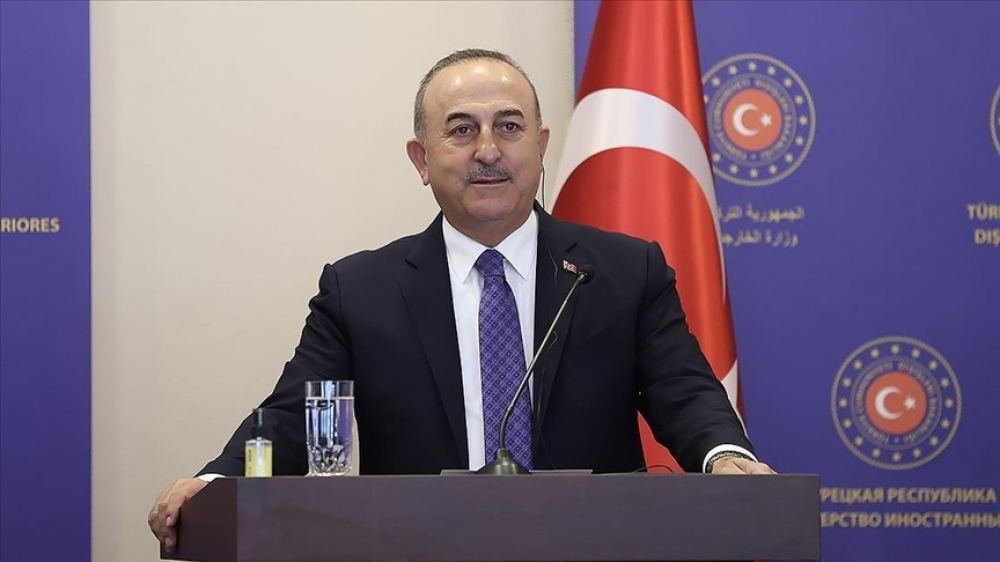 Turkish FM congratulates Azerbaijani people on State Flag Day