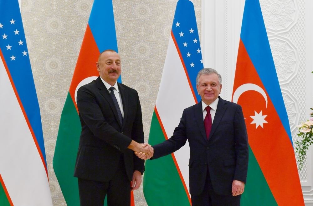 President Ilham Aliyev meets with President of Uzbekistan