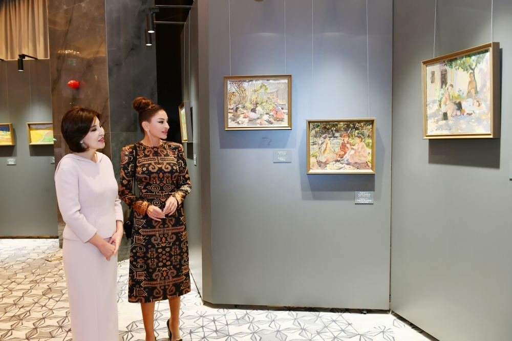 First Lady of Azerbaijan Mehriban Aliyeva viewed "Colors of Uzbekistan" exhibition in Samarkand (PHOTO/VIDEO)