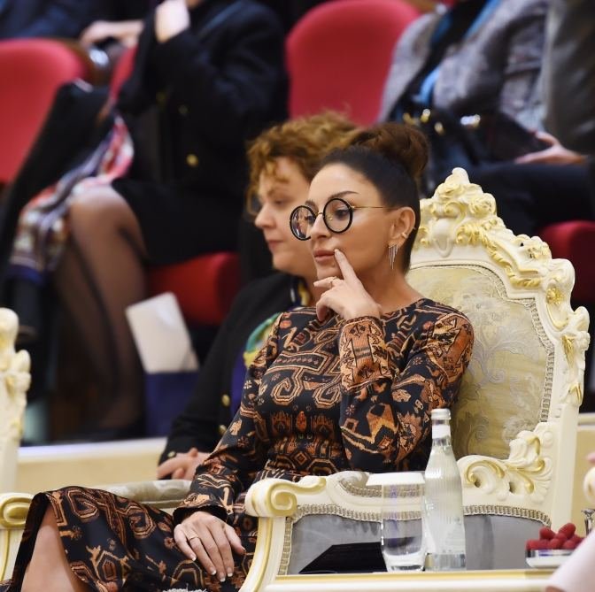 First Lady of Azerbaijan Mehriban Aliyeva watches "Lazgi" ballet in Samarkand (PHOTO/VIDEO)