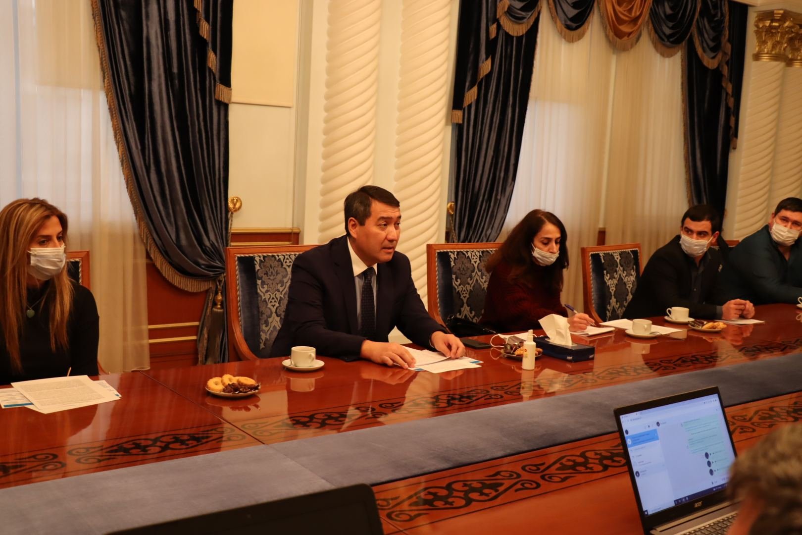 Казахстан и Азербайджан стремятся развивать отношения в сферах энергетики и транспорта - посол