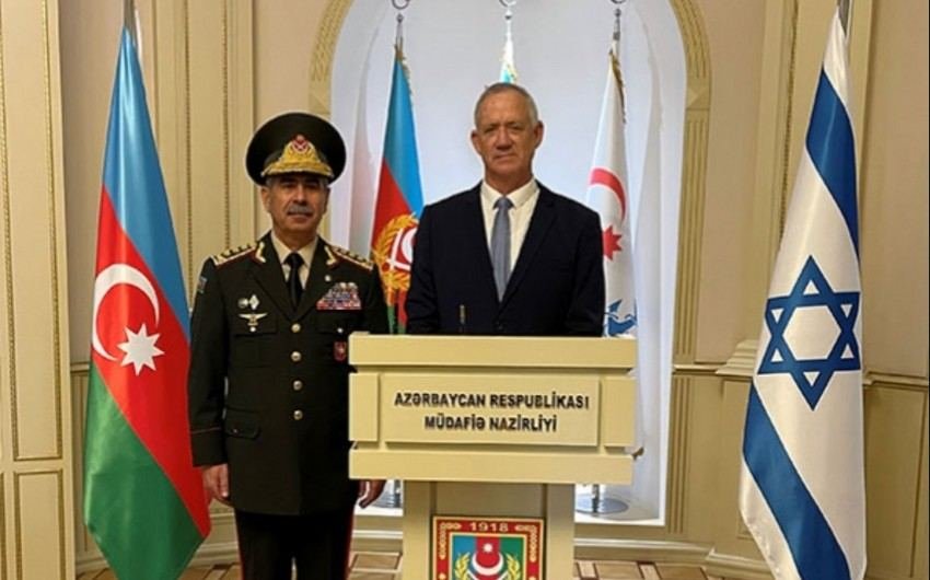 Telephone conversation held between Ministers of Defense of Azerbaijan and Israel