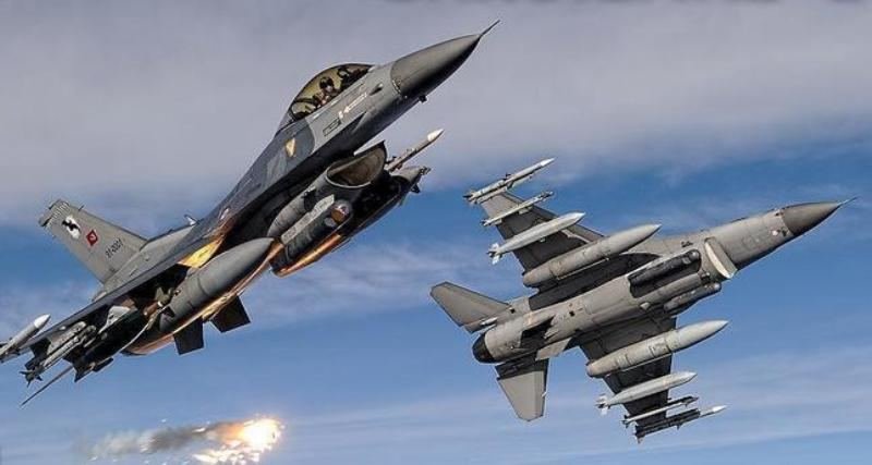 На севере Ирака и Сирии проведена воздушная операция против террористов РПК/KCK/YPG - минобороны Турции