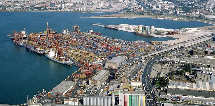 İlin əvvəlindən İzmir limanı 4 milyon tondan çox yük qəbul edib (ÖZƏL)