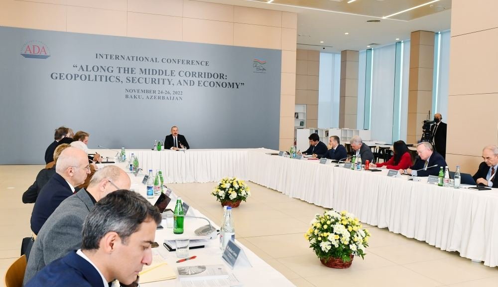 Президент Ильхам Алиев принимает участие в международной конференции в Баку на тему «Вдоль Среднего коридора: геополитика, безопасность и экономика»