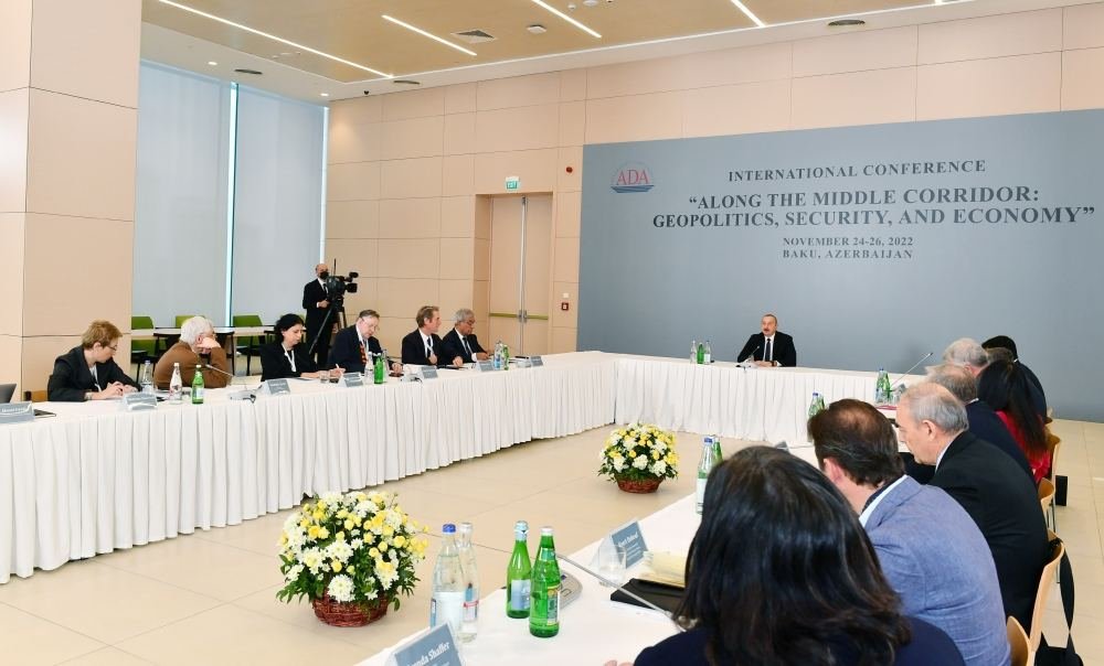 Президент Ильхам Алиев принимает участие в международной конференции в Баку на тему «Вдоль Среднего коридора: геополитика, безопасность и экономика»