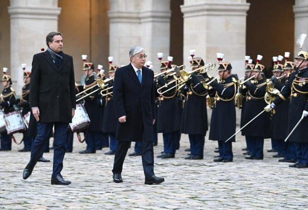 Kazakh President greeted in solemn ceremony in Paris