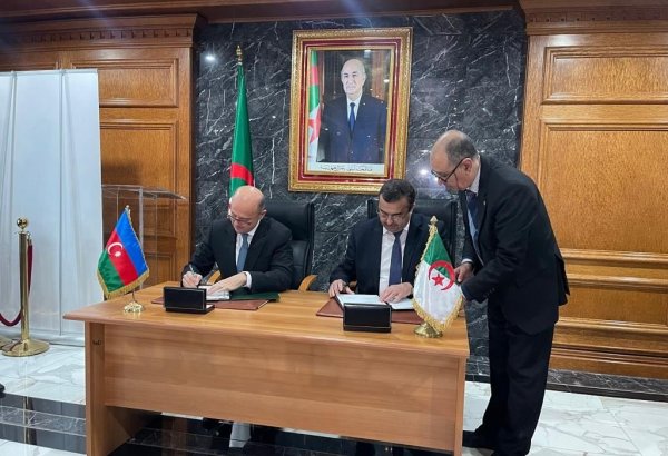 Азербайджан и Алжир подписали документ о сотрудничестве в нефтегазовой сфере