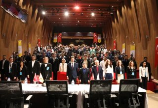 В Стамбульском университете коммерции впервые прошел симуляционный "саммит G20"