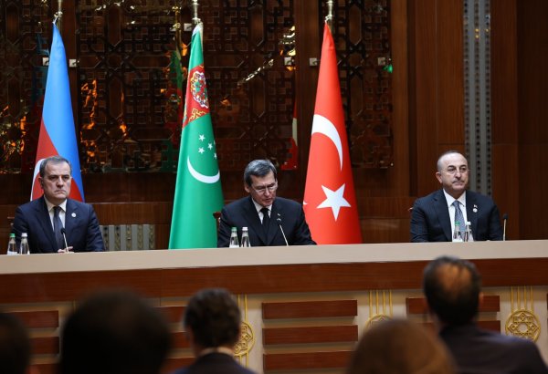 Azerbaycan Dışişleri Bakanı Bayramov, Çavuşoğlu ve Meredov ile ortak basın toplantısında konuştu: