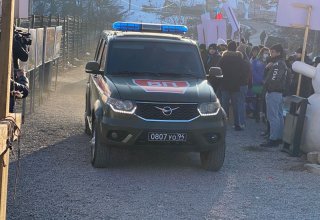 Rusiya sülhməramlılarına aid daha 2 minik avtomobili Laçın yolundan keçib