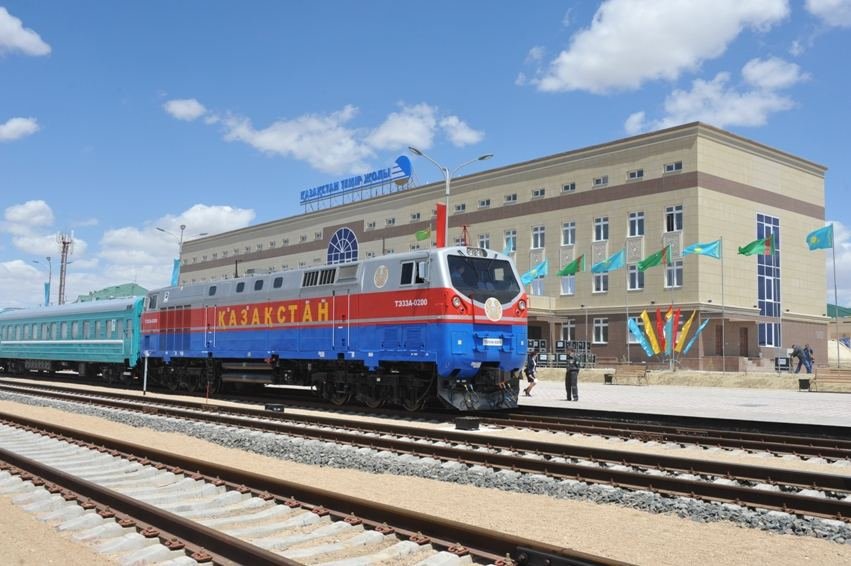 Qazaxıstan Astanada yüngülreysli tranzit yolunu 2025-ci ilədək istismara verəcək