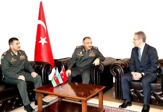 Azerbaijani deputy defense minister offers condolences to Turkish consul general in Ganja
