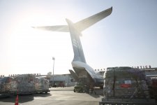 По поручению Первой леди Мехрибан Алиевой сегодня утром в Турцию вылетел еще один самолет с гуманитарной помощью