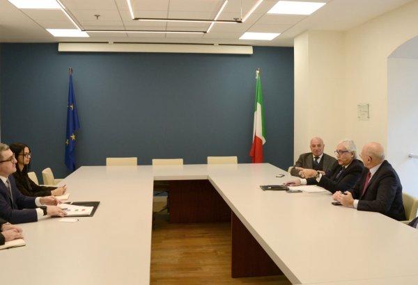 Обсуждено создание азербайджано-итальянской промышленной и торговой палаты - AZPROMO