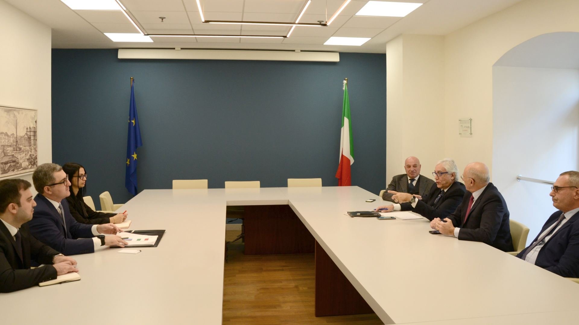 Обсуждено создание азербайджано-итальянской промышленной и торговой палаты - AZPROMO