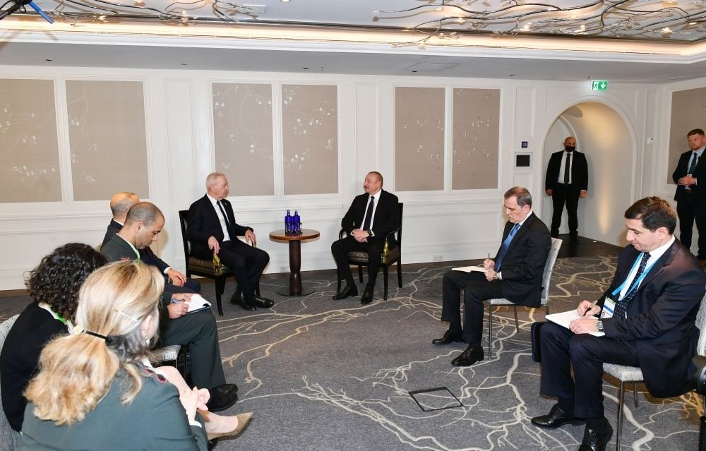 В Мюнхене состоялась встреча Президента Ильхама Алиева с министром обороны Израиля