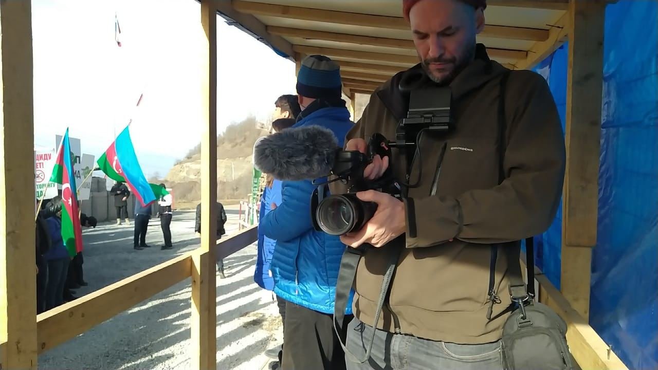 журналист горячие точки. военные журналисты россии. репортер в горячей точке. журналисты в горячих точках. русский репортер карантин.