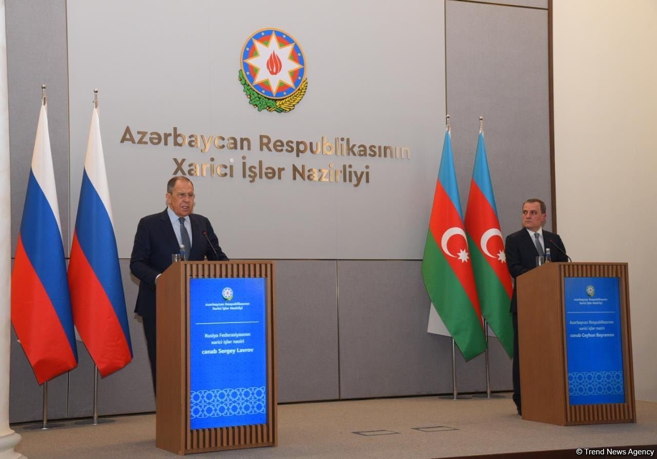 Армения демонстрирует неконструктивную позицию по работе над мирным договором - Джейхун Байрамов